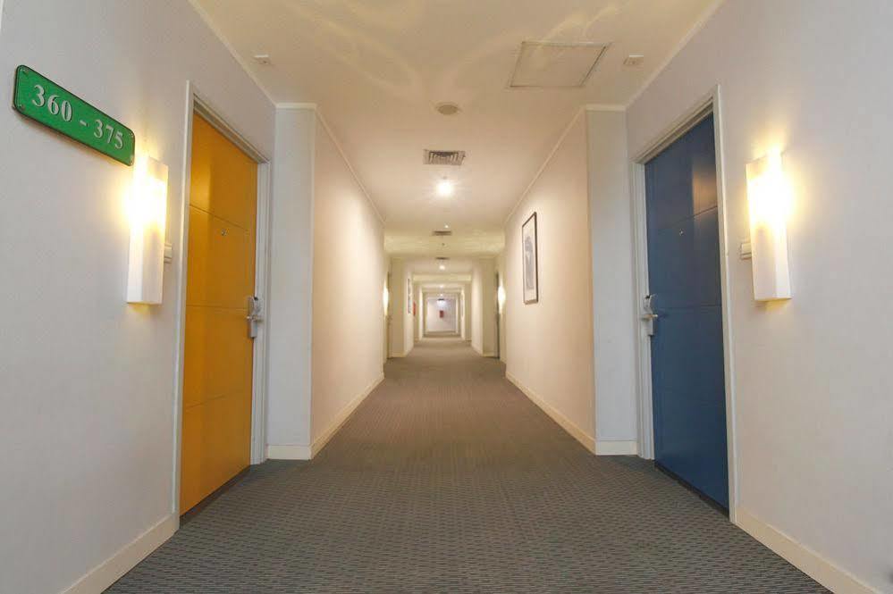 Airy Glodok Pinangsia Raya Jakarta Hotel Екстериор снимка