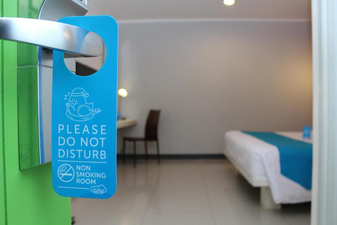 Airy Glodok Pinangsia Raya Jakarta Hotel Екстериор снимка
