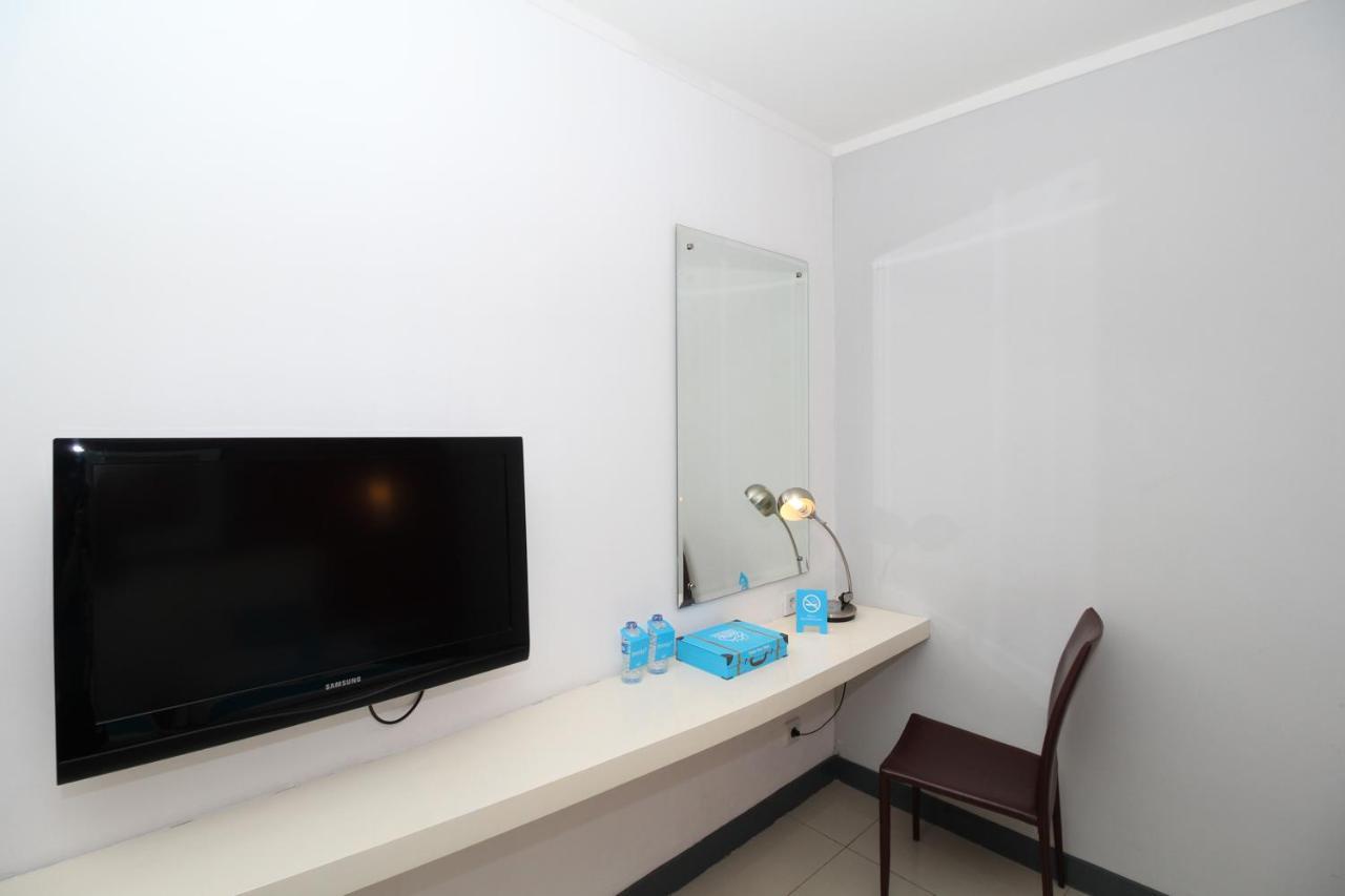 Airy Glodok Pinangsia Raya Jakarta Hotel Екстериор снимка