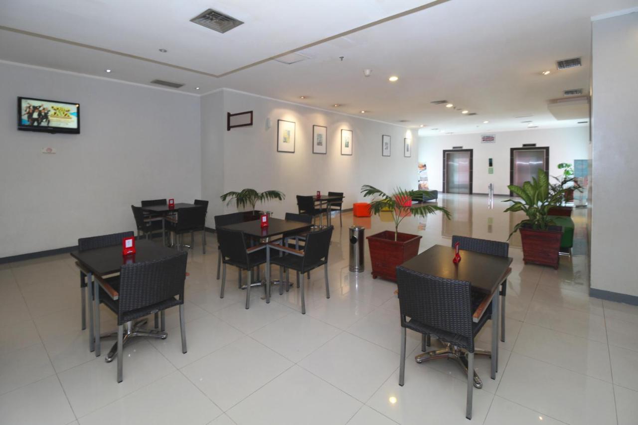 Airy Glodok Pinangsia Raya Jakarta Hotel Екстериор снимка
